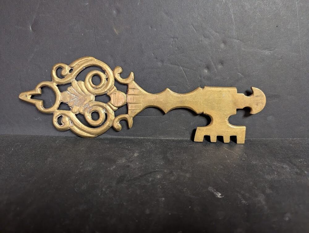 Brass Skeleton Key Vintage Decorative Wall Hanging 10" x 3.5" - Thin Brass Key